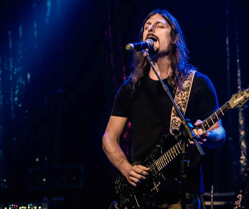 Rafael Bittencourt finalmente revela o que é Z.I.T.O. HEAVY TALK